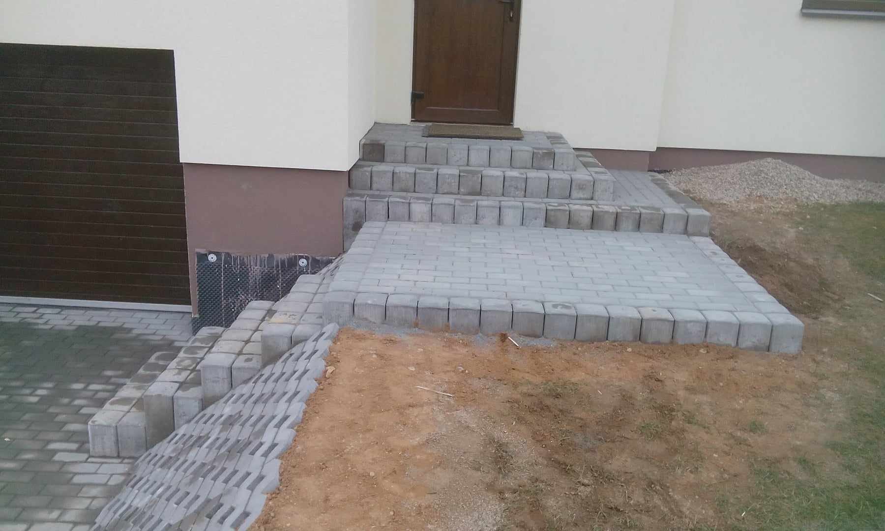 Privati valda Lentvaryje – MB Kiemstata