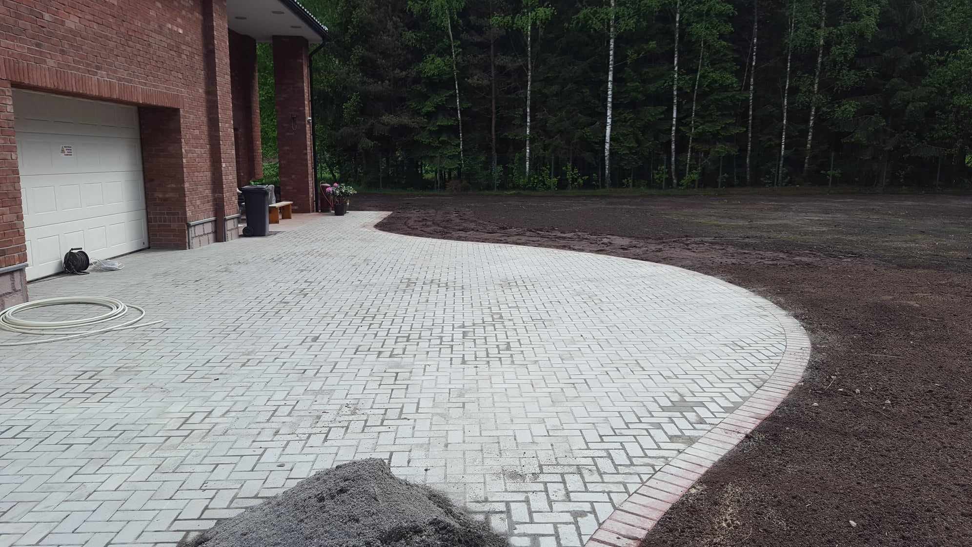 Kiemo danga Trakuose – MB Kiemstata